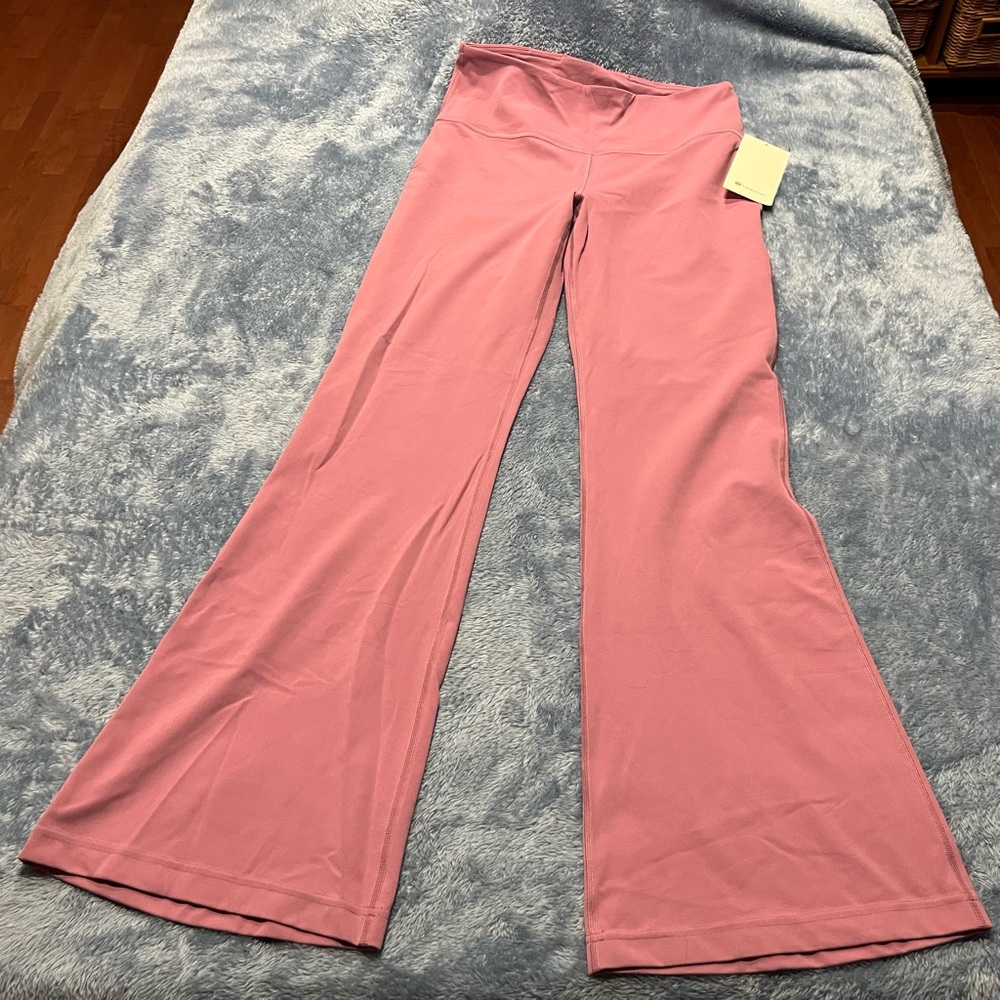 Lululemon Groove SHR Flare Pant Nulu